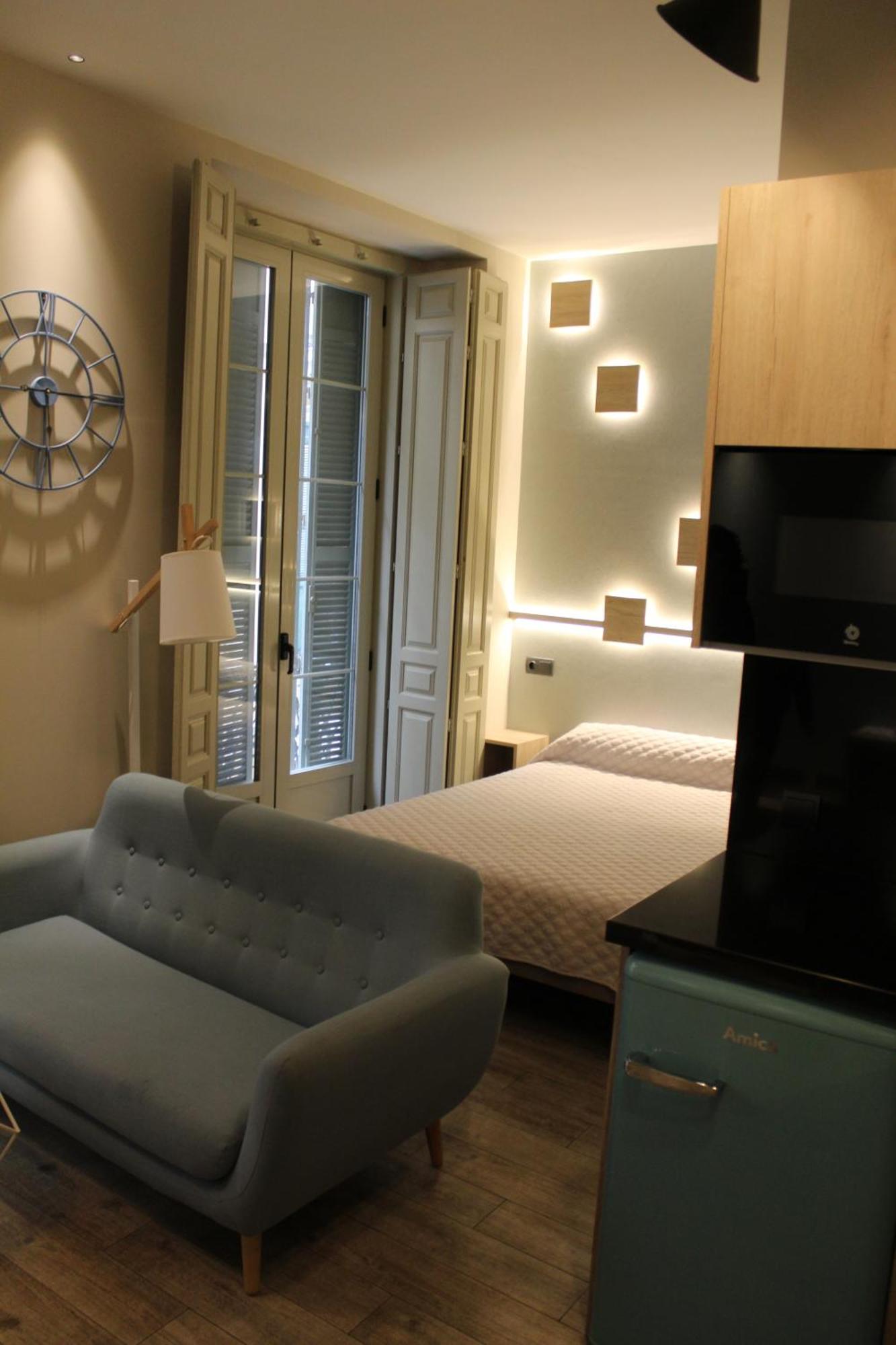 Apartamentos Gibralfaro Centro Малага Стая снимка