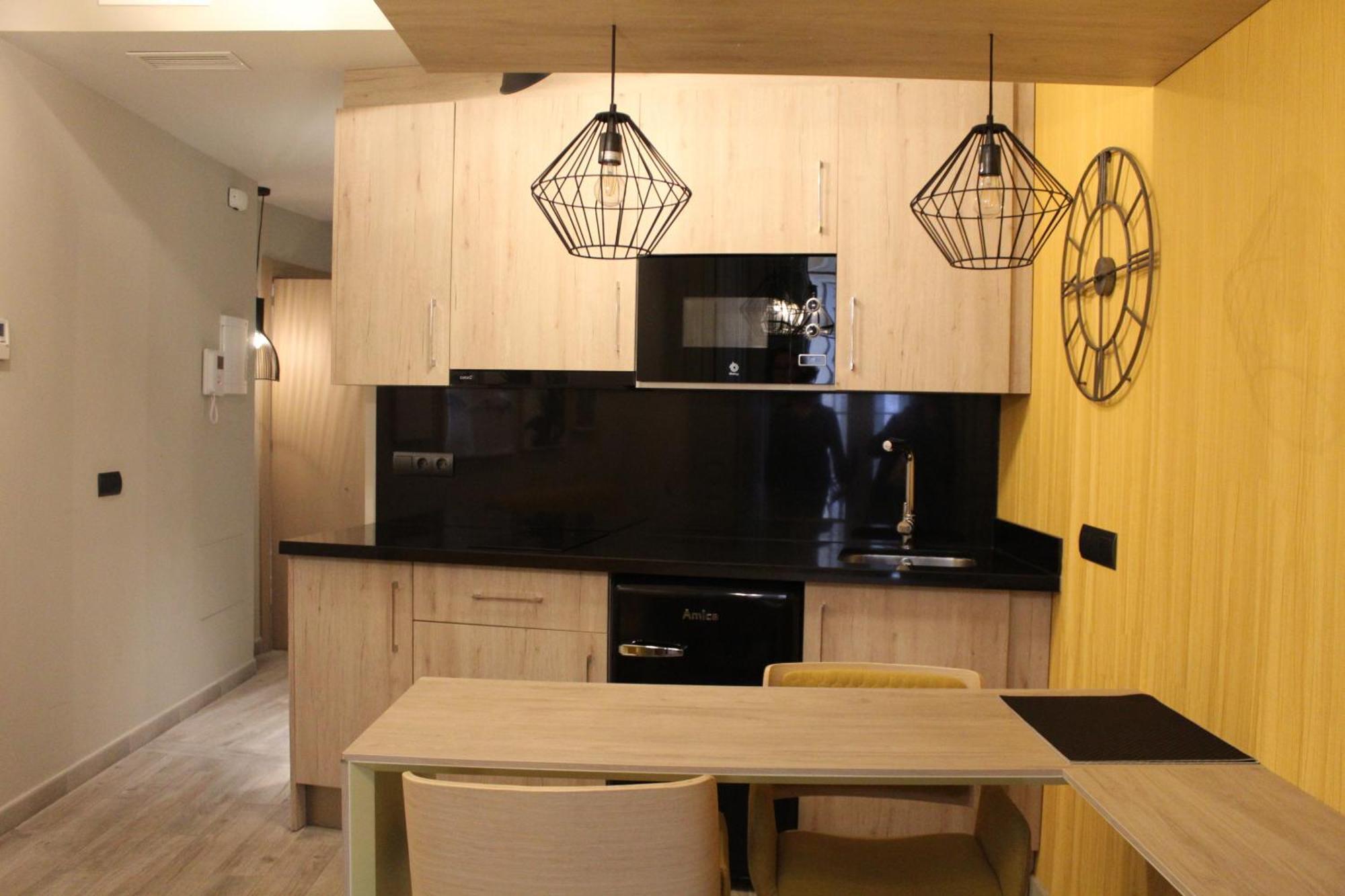Apartamentos Gibralfaro Centro Малага Стая снимка