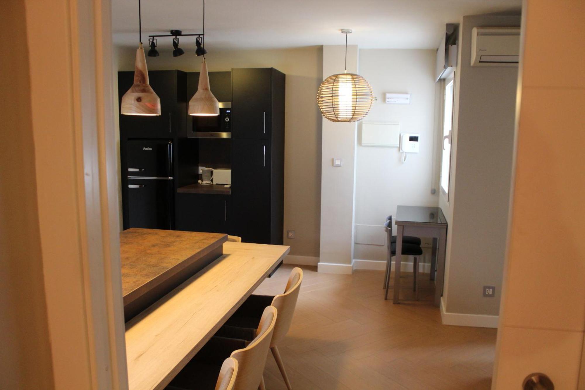 Apartamentos Gibralfaro Centro Малага Стая снимка